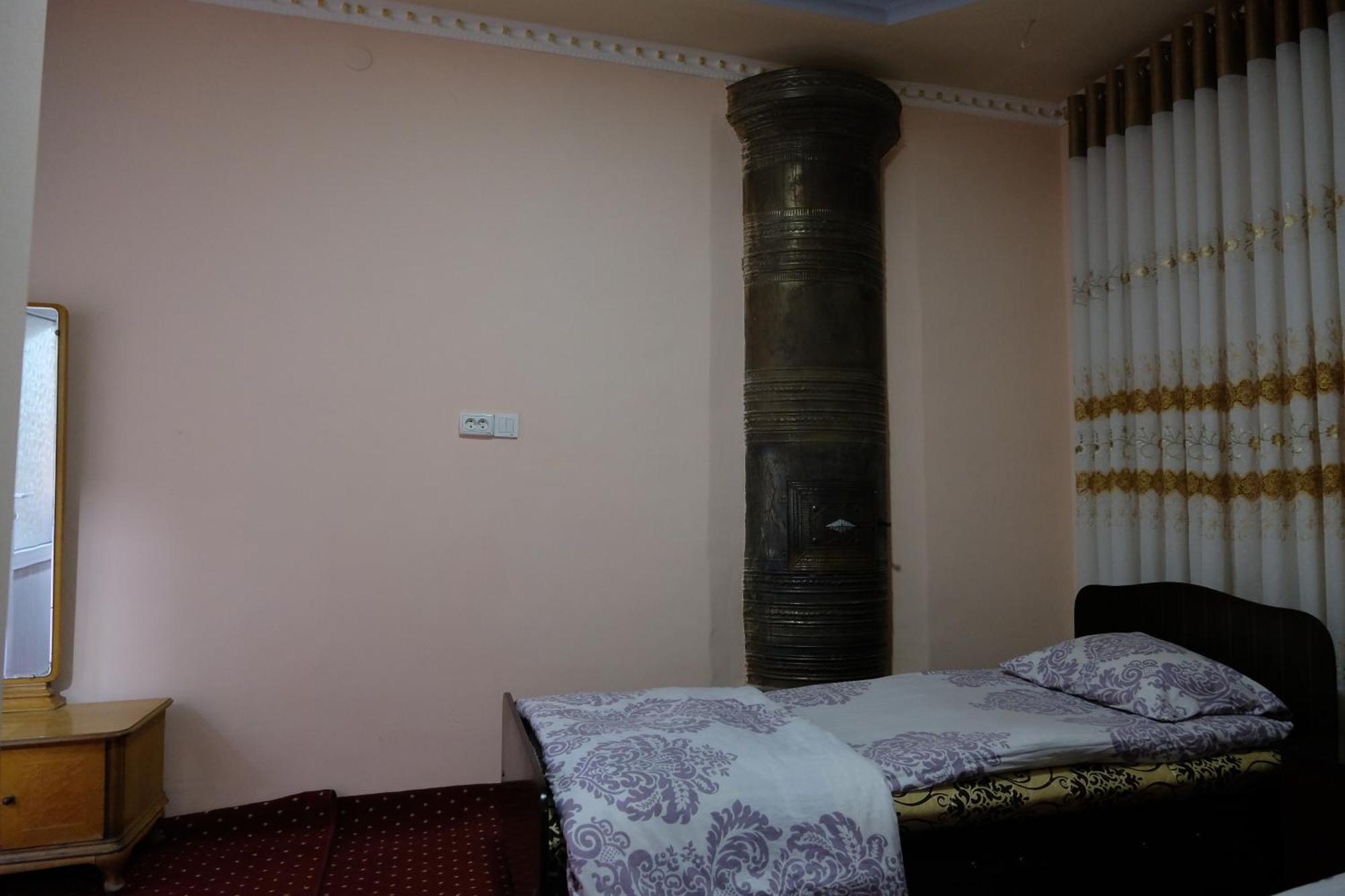 Nasrulla Samarqand Hotel Samarcanda Habitación foto